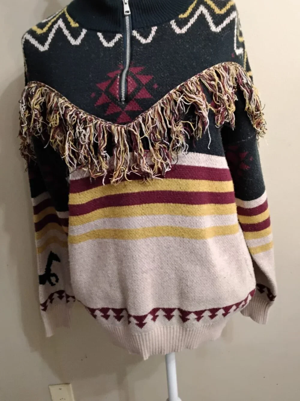 Sterling & Stitch Southwestern Fringe Pullover Sweater Size S Aztec Horse